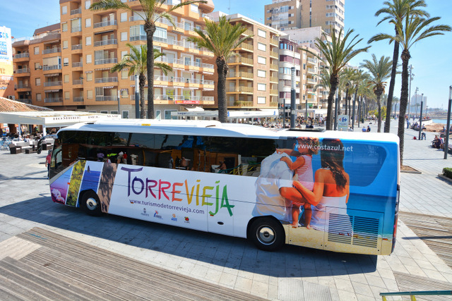 Torrevieja-Alicante airport shuttle bus reports growing passenger numbers
