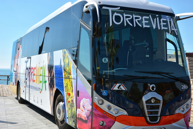 Success for shuttle bus between Torrevieja and Alicante-Elche airport