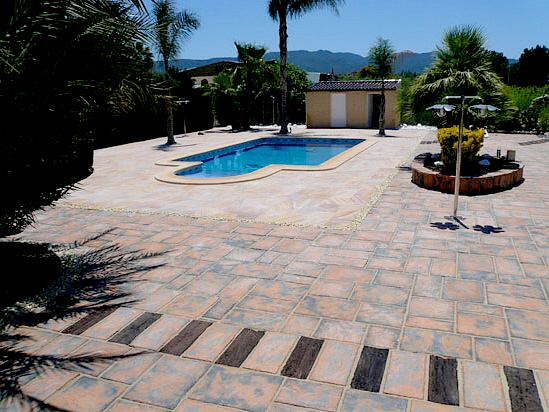 Rowlands decorative stonework, pavements and natural stone for rustic garden spaces to ultra-modern designs
