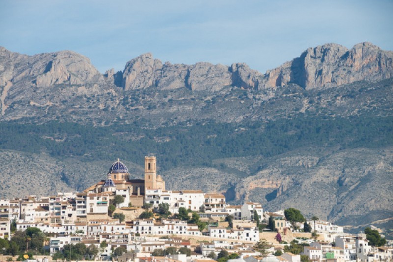 Alicante property sales up by 20 per cent in August