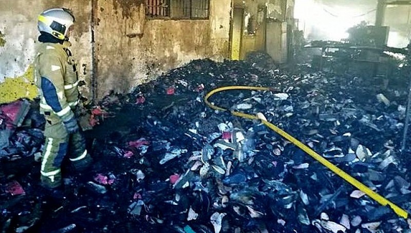 Elche shoe factory burns down in Alicante province