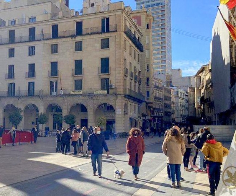 <span style='color:#780948'>ARCHIVED</span> - Alicante city centre is opened up to pedestrians on Sundays in pilot scheme