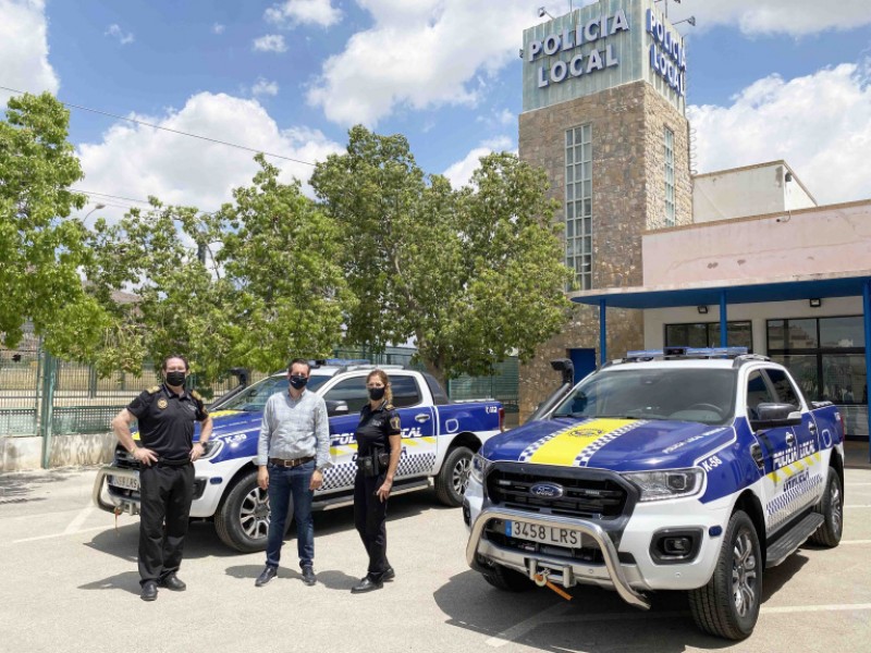 <span style='color:#780948'>ARCHIVED</span> - Two new off-roaders added to the Orihuela police car fleet