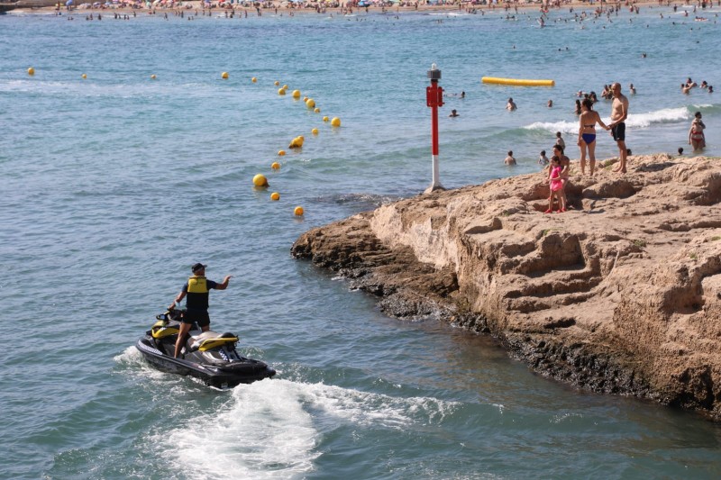 <span style='color:#780948'>ARCHIVED</span> - Drones to fly over Alicante beaches in pioneering project to prevent drownings