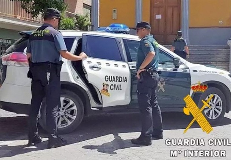 <span style='color:#780948'>ARCHIVED</span> - Two teenagers found hiding in a cupboard after breaking and entering in Teulada, Alicante