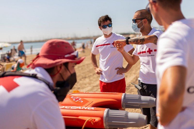 <span style='color:#780948'>ARCHIVED</span> - Alicante Red Cross has saved 423 victims from drowning this summer