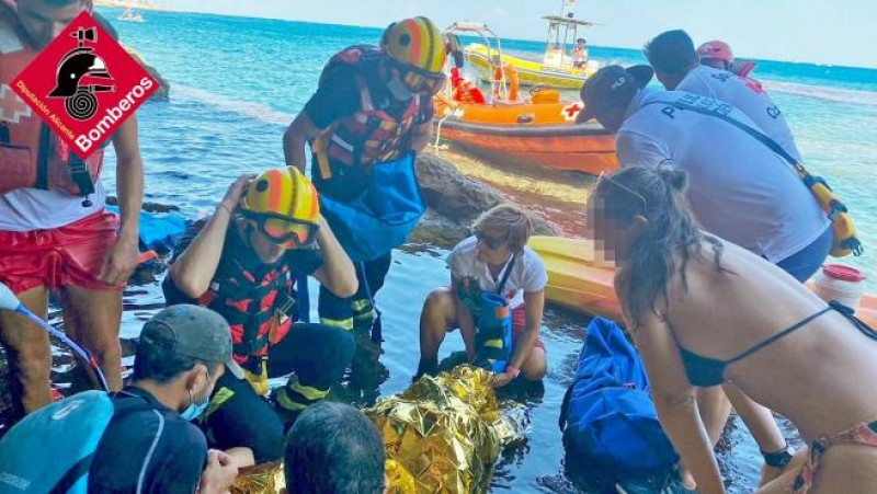 <span style='color:#780948'>ARCHIVED</span> - Helicopter rescue after kayaking accident in Denia