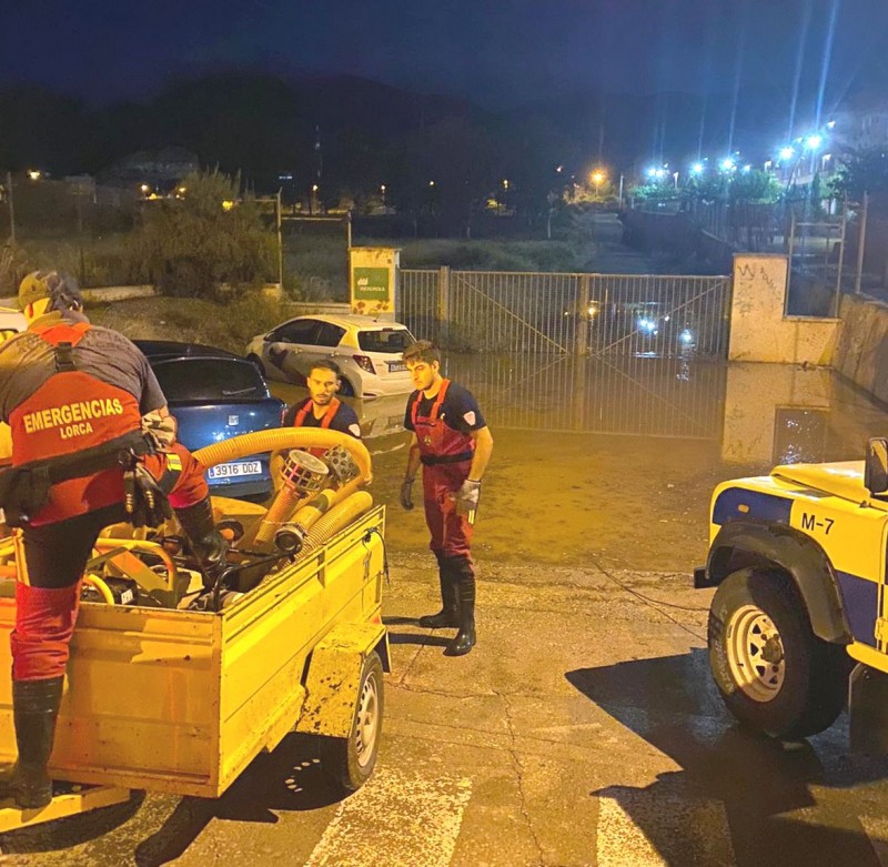 <span style='color:#780948'>ARCHIVED</span> - Murcia emergency services called out to 44 flood incidents in one night