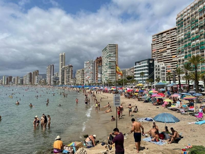 <span style='color:#780948'>ARCHIVED</span> - Benidorm braces itself for the return of British holidaymakers