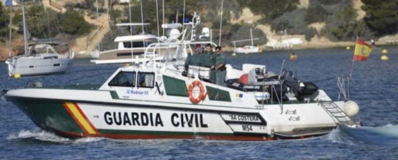 <span style='color:#780948'>ARCHIVED</span> - Beaches in Alicante evacuated and closed after shark sighting