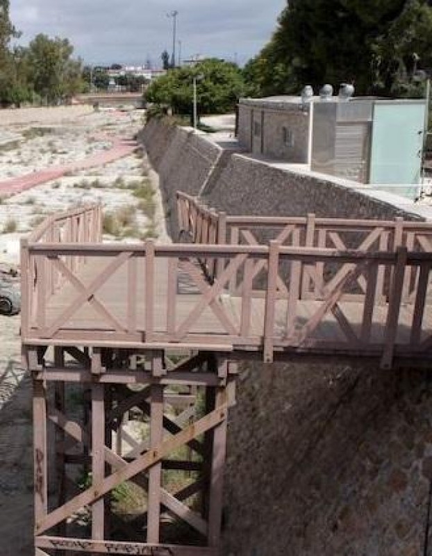 <span style='color:#780948'>ARCHIVED</span> - New footbridge will provide direct access to Alicante beach