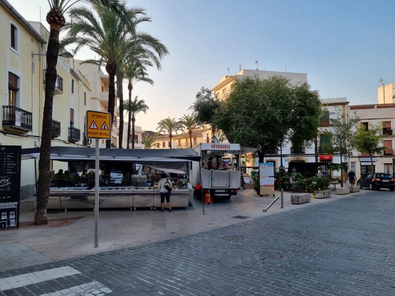 <span style='color:#780948'>ARCHIVED</span> - Javea police to clamp down on night parking in pedestrian areas