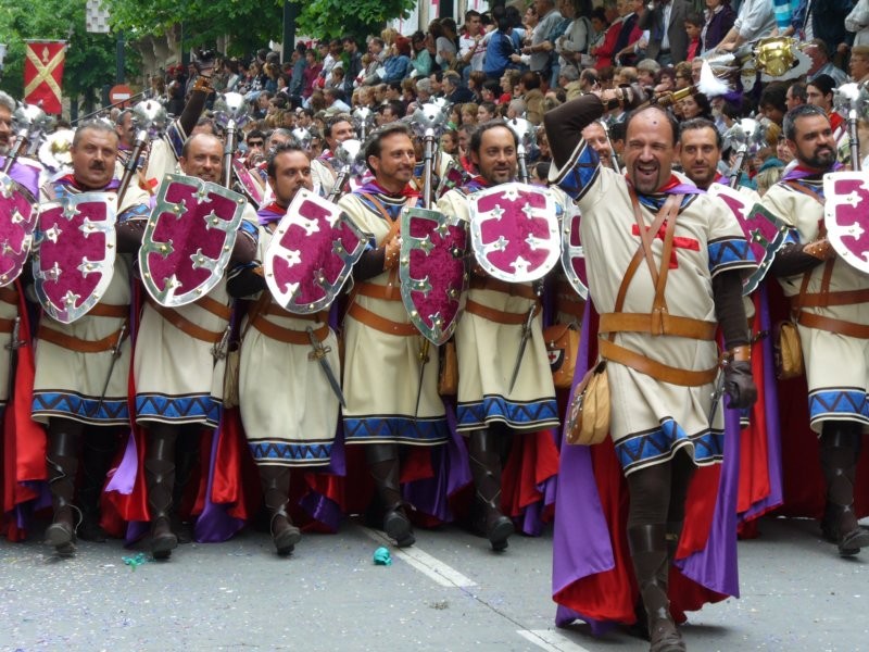 <span style='color:#780948'>ARCHIVED</span> - Masks must be worn at Moors and Christians festivals in Alicante