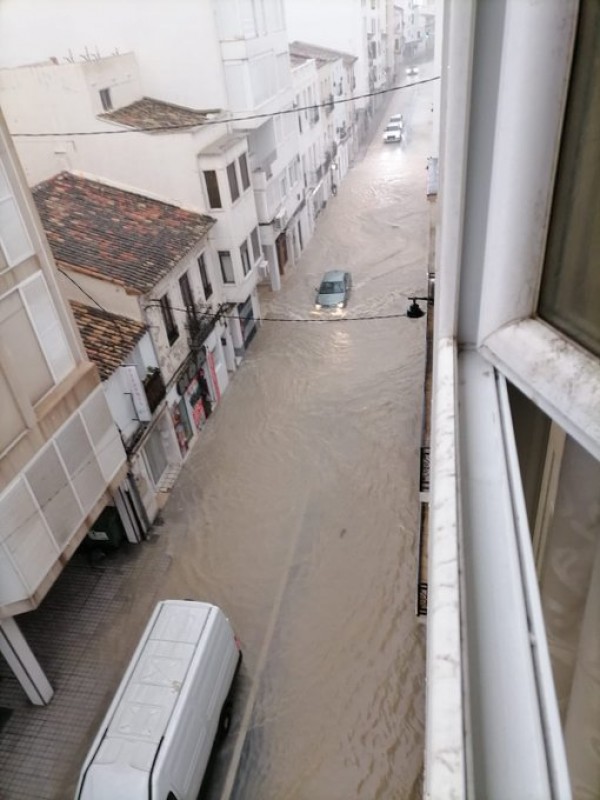 <span style='color:#780948'>ARCHIVED</span> - Torrential rain leads to weekend flash flooding and landslides in Alicante