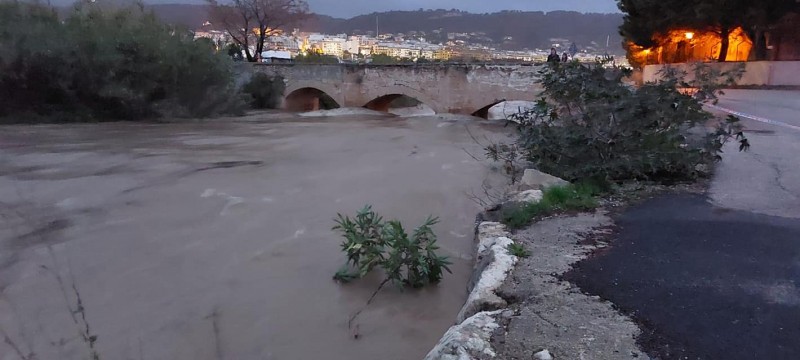 <span style='color:#780948'>ARCHIVED</span> - Torrential rain leads to weekend flash flooding and landslides in Alicante