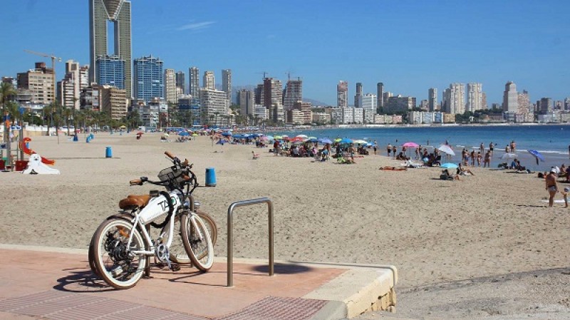 <span style='color:#780948'>ARCHIVED</span> - Benidorm will have more tourists this Easter holiday than in the last 3 years