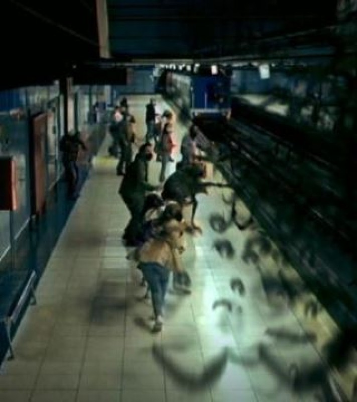 <span style='color:#780948'>ARCHIVED</span> - Watch: Madrid metro filled with bats for new Jared Leto movie