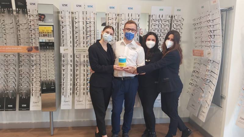 <span style='color:#780948'>ARCHIVED</span> - Specsavers Opticians in La Zenia supporting Ukraine