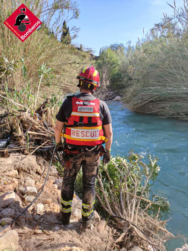 <span style='color:#780948'>ARCHIVED</span> - Body of 24-year-old found in Alicante reservoir after six-hour search operation