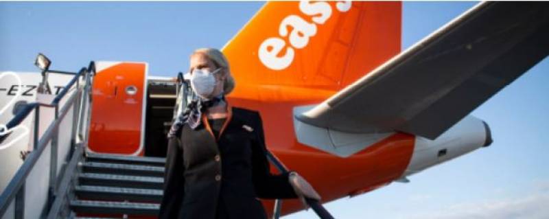 <span style='color:#780948'>ARCHIVED</span> - Flight chaos as Alicante-bound easyJet flight forced to divert to France