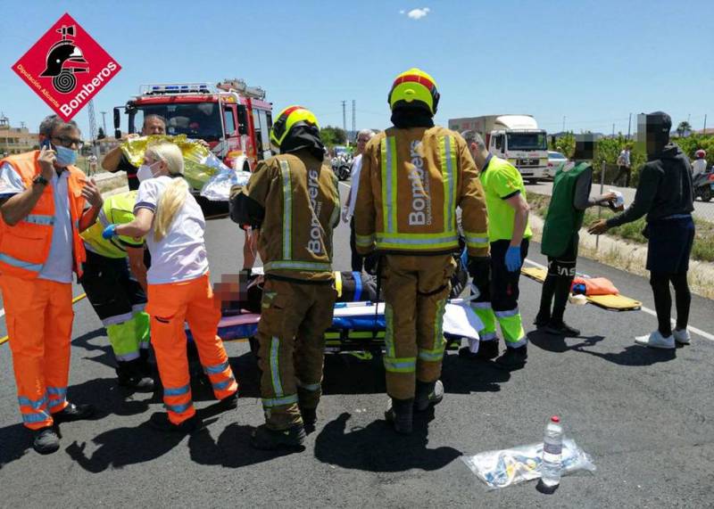 <span style='color:#780948'>ARCHIVED</span> - Nine people injured in multi-vehicle crash in Orihuela