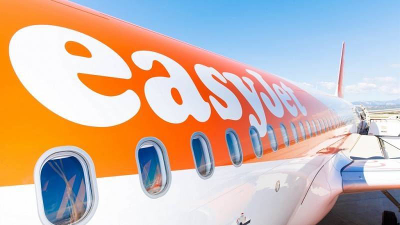 <span style='color:#780948'>ARCHIVED</span> - easyJet passenger arrested for smoking in toilet on UK flight to Alicante, Spain
