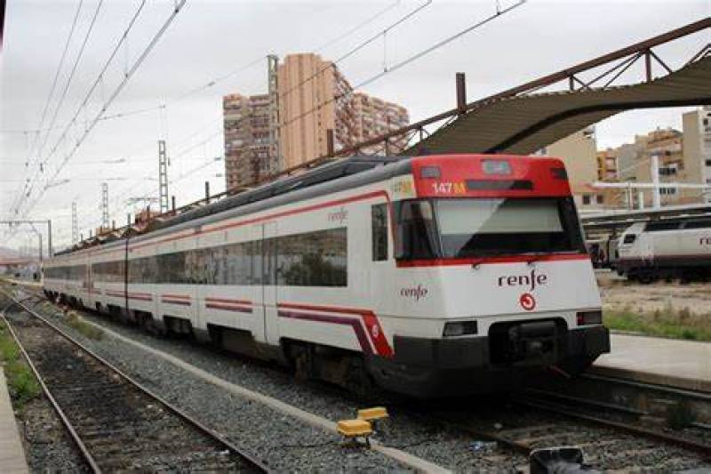 Three months free Renfe train travel in Alicante from September