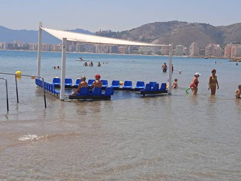 Costa Blanca beaches with accessible shaded bathing areas this summer