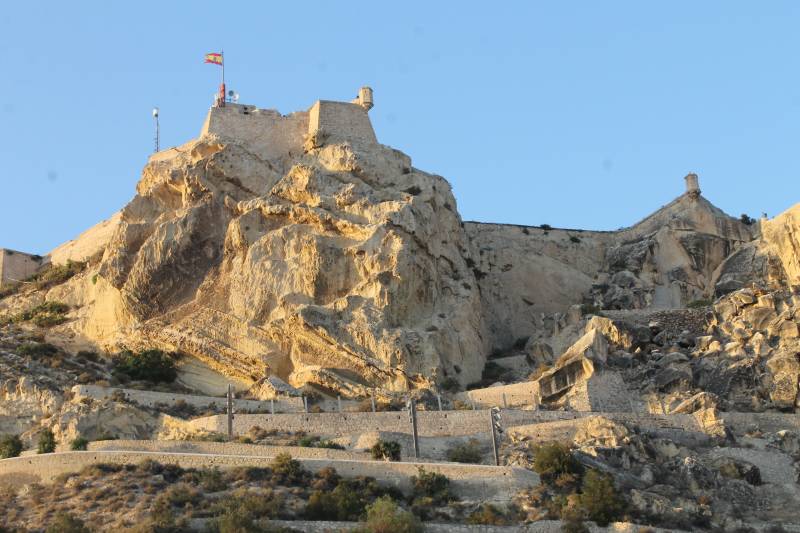 <span style='color:#780948'>ARCHIVED</span> - Alicante castle wins 2022 TripAdvisor Travellers Choice Award