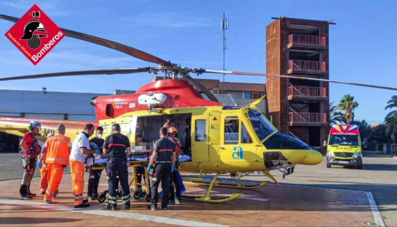 <span style='color:#780948'>ARCHIVED</span> - Female hiker in helicopter rescue after passing out on Alicante mountain range