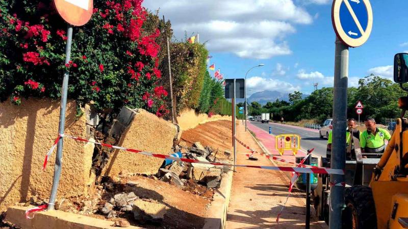 <span style='color:#780948'>ARCHIVED</span> - Benidorm sees worst flooding in years, wreaking havoc for streets and beaches