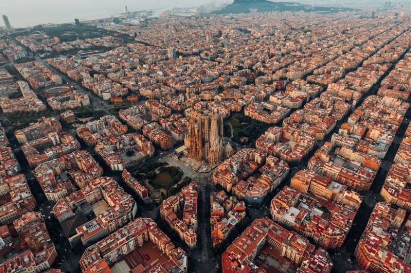 How to celebrate an anniversary in Barcelona