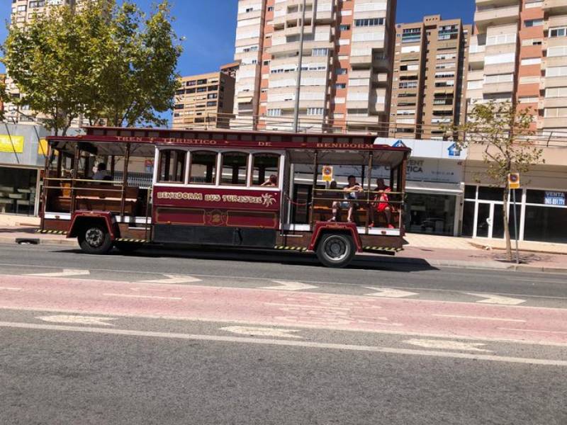 <span style='color:#780948'>ARCHIVED</span> - Iconic Benidorm tourist train shut down for operating without a licence for 20 years