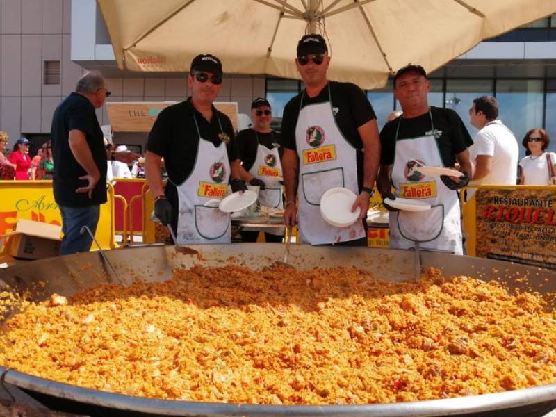 Biggest paella in the world? Alicante chefs cooking up a storm in Valladolid