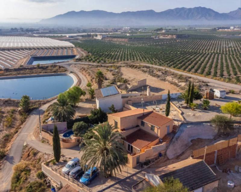 Start a business in Spain: bed and breakfast properties for sale in the Alicante countryside