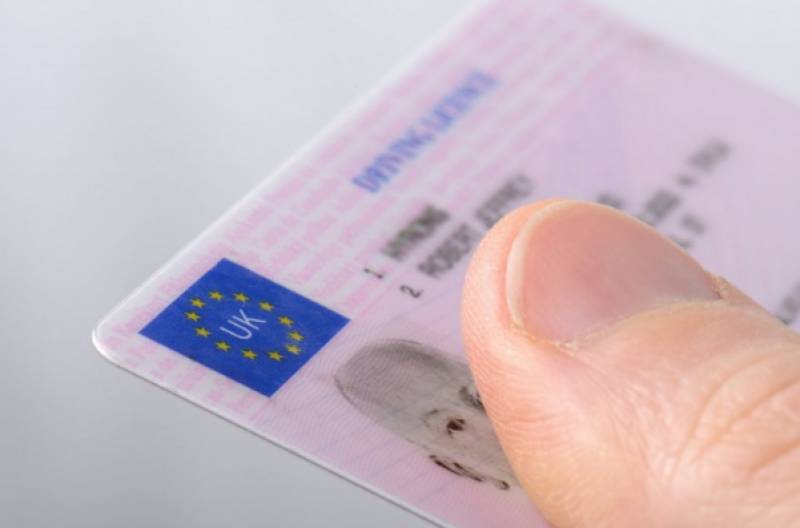 <span style='color:#780948'>ARCHIVED</span> - Approvals for UK driving licence exchange in Spain are underway: Dec 2 update