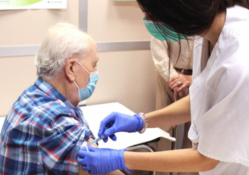 <span style='color:#780948'>ARCHIVED</span> - Walk-in Covid-flu vax centre reopens in Benidorm ahead of Christmas gatherings