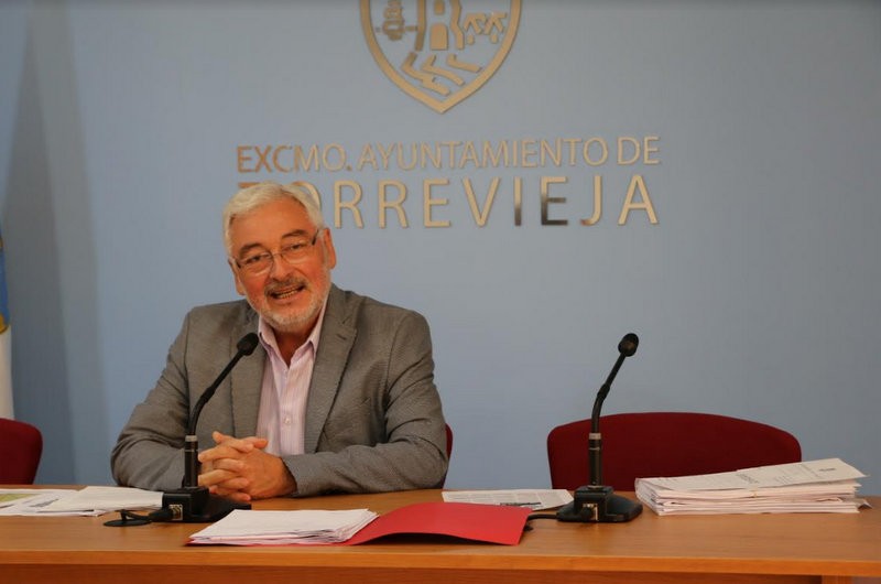 <span style='color:#780948'>ARCHIVED</span> - Torrevieja Mayor sceptical on plans for dual carriageway