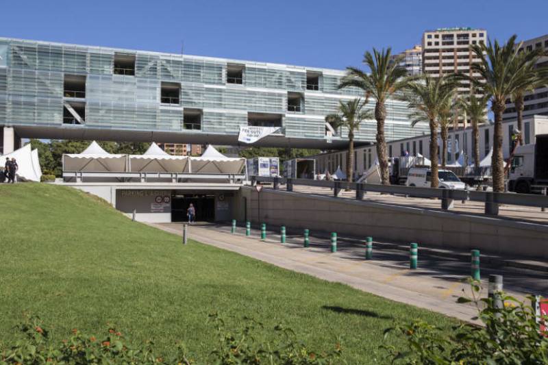 <span style='color:#780948'>ARCHIVED</span> - Benidorm slashes parking fees at most-used town centre car park