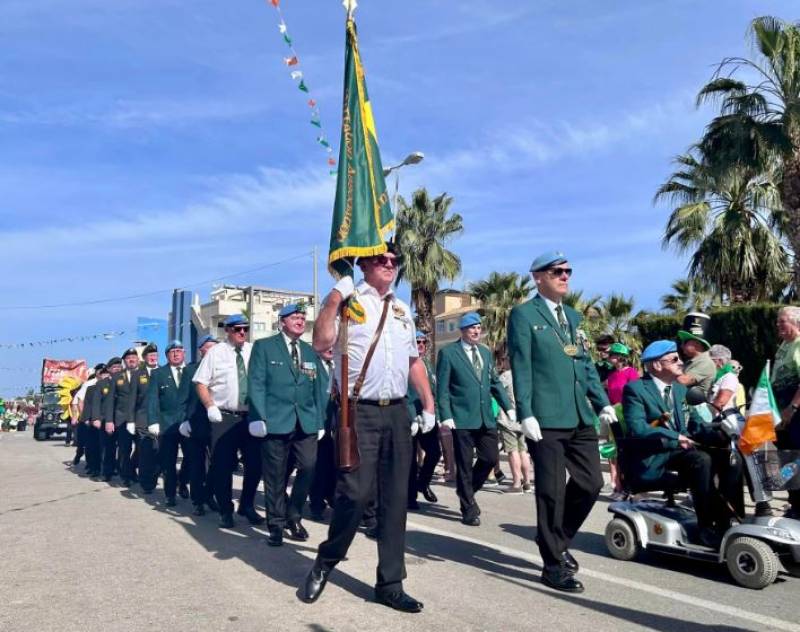 <span style='color:#780948'>ARCHIVED</span> - WATCH: Cabo Roig is painted green for St Patricks Day