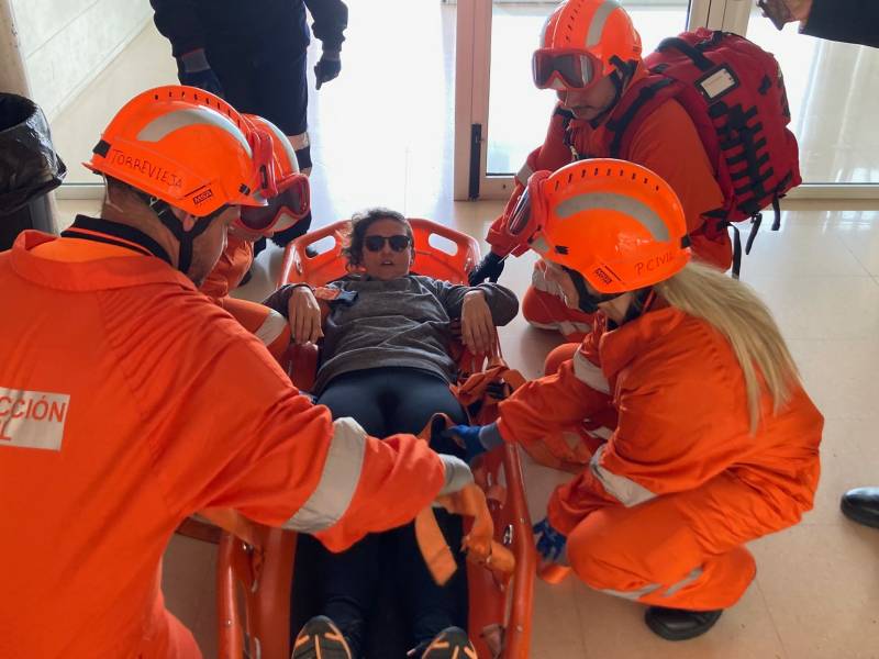 <span style='color:#780948'>ARCHIVED</span> - 12,000 Torrevieja students take part in earthquake drill on anniversary of devastating 1829 quake