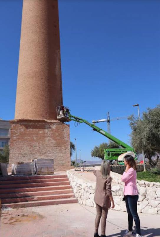 <span style='color:#780948'>ARCHIVED</span> - Work begins to restore the Chimenea de La Loma in Aguilas