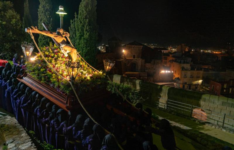 <span style='color:#780948'>ARCHIVED</span> - Cartagena prepares for the first Semana Santa procession in Spain this Friday morning