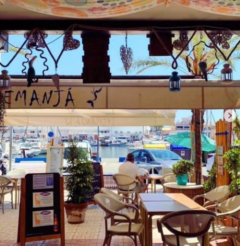 Café bar Yemanjá: a Bohemian hotspot for brunch, lunch and dinner in Cabo de Palos