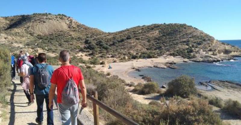 Free Alicante Spring Trails from the end of April to June