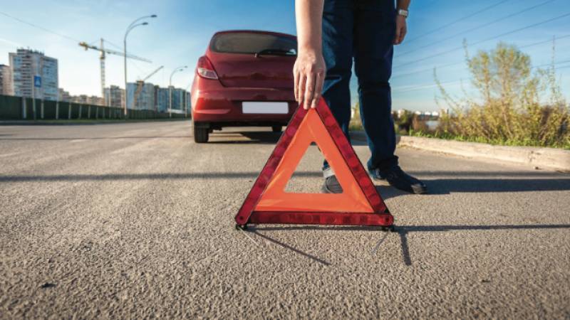Emergency triangles abolished on motorways in Spain