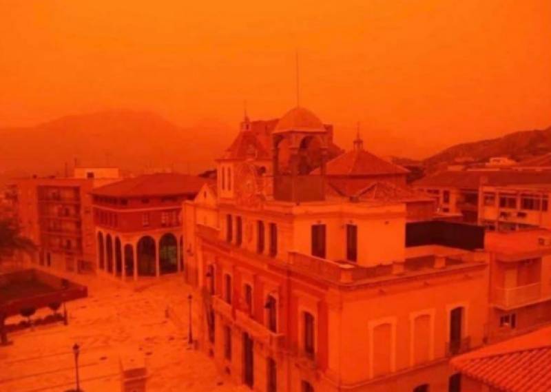 Saharan dust cloud sweeps over Spain, Italy and France