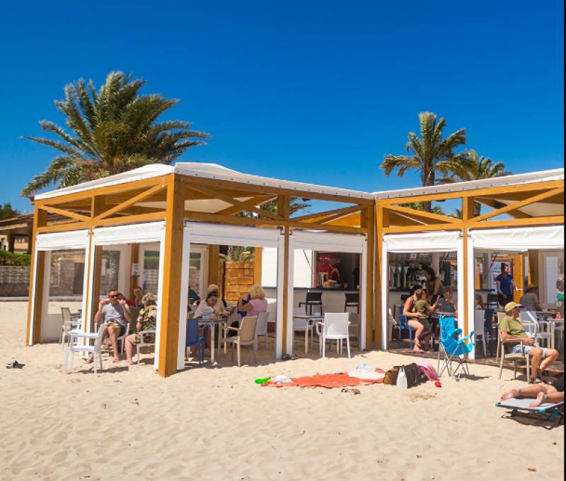 Orihuela Costa beach bars will not be ready for Easter, according to the PSOE