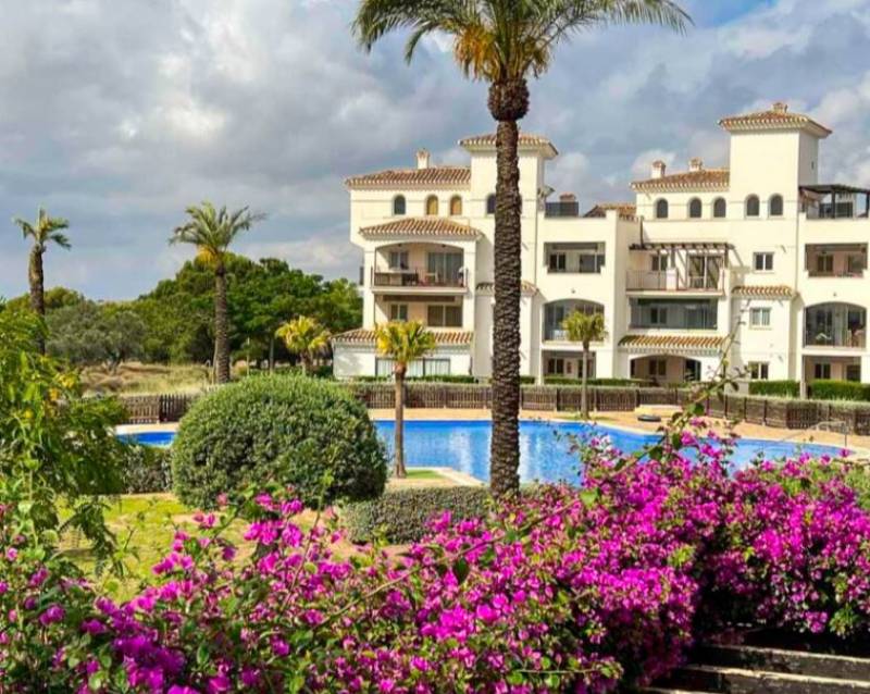2-bed apartment for sale on Hacienda Riquelme Golf Resort for 114,950 euros