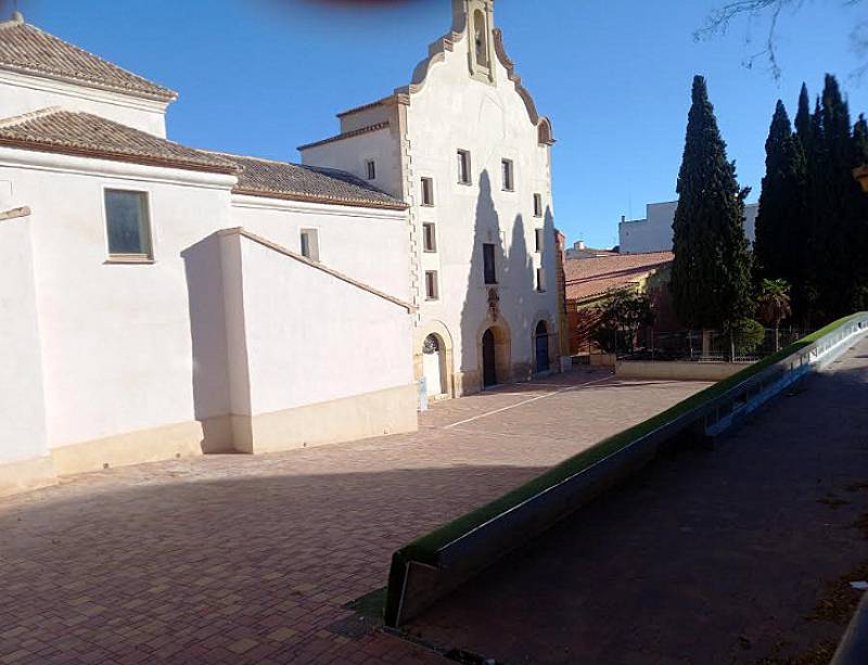 The church of San Francisco and the chapel of the Virgen de las Angustias in Yecla